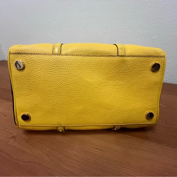 Michael Kors Yellow Leather Satchel – Never Used - Picture 5 of 14